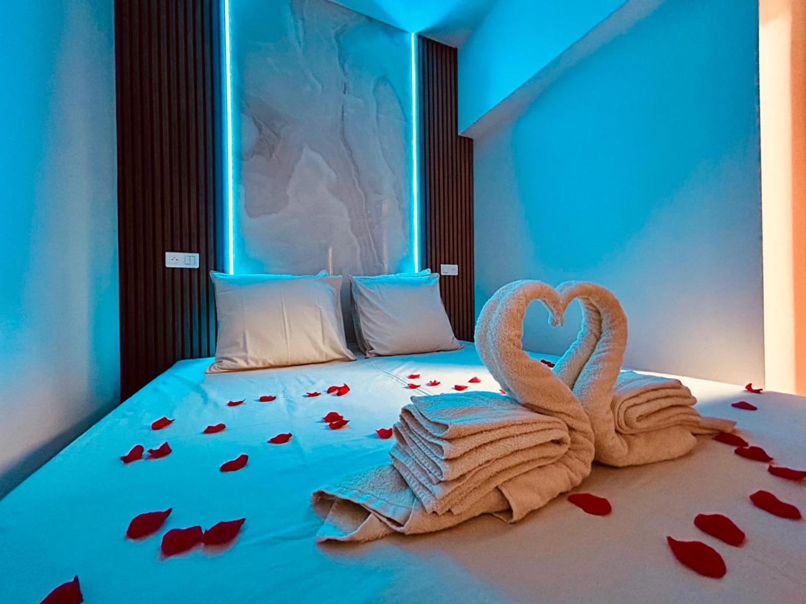 Intimate Escape - Seaside - Spa Bath - Wifi - Ac Nizza Exterior foto