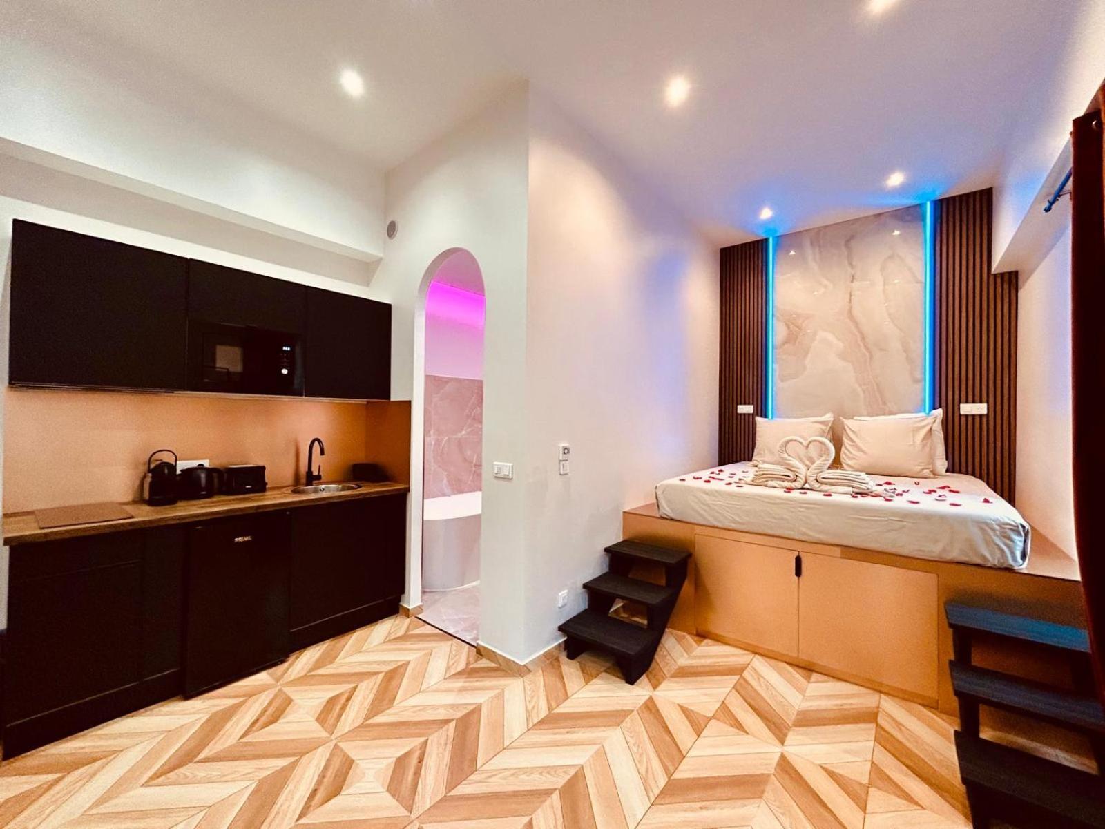 Intimate Escape - Seaside - Spa Bath - Wifi - Ac Nizza Exterior foto