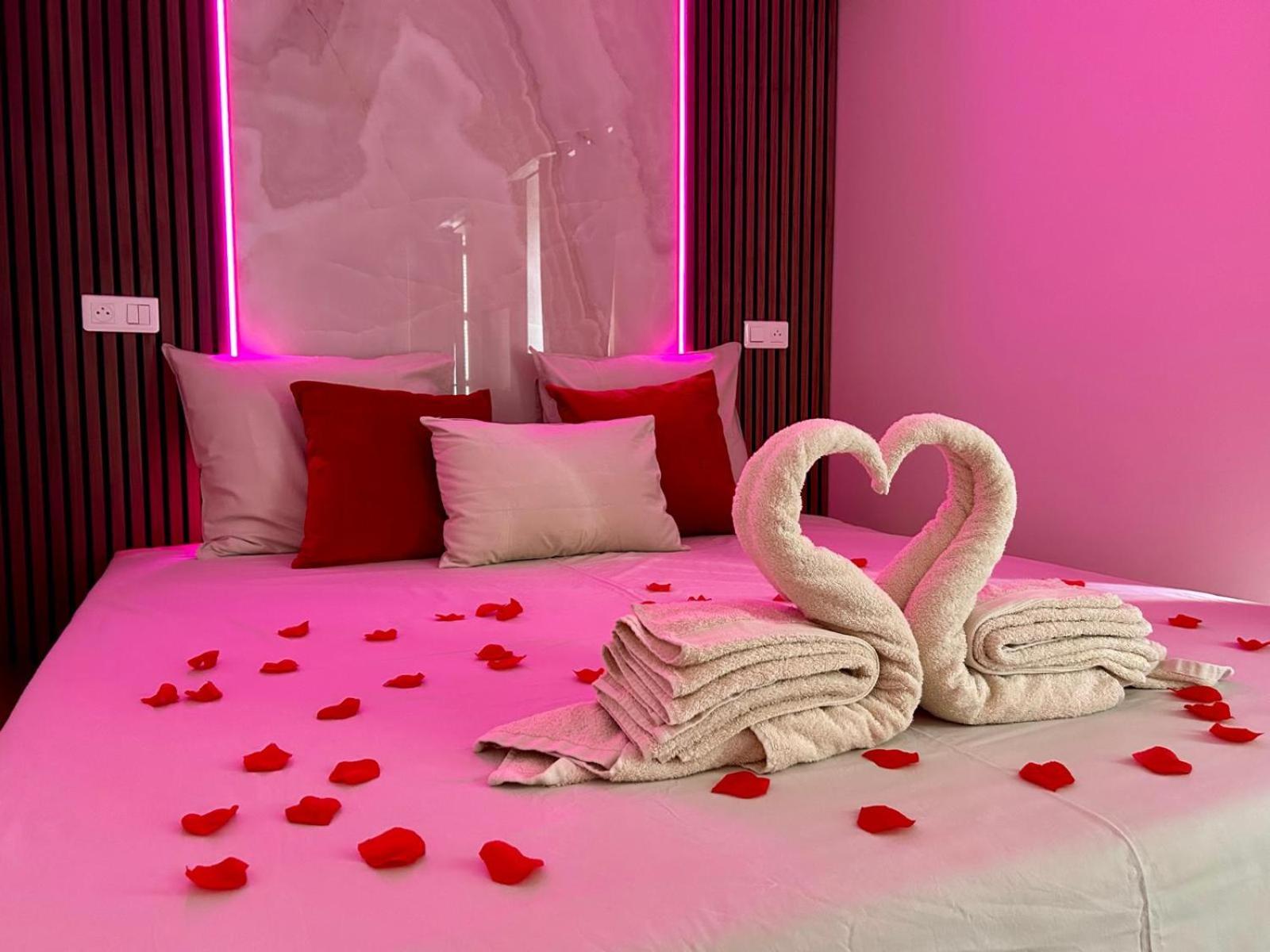 Intimate Escape - Seaside - Spa Bath - Wifi - Ac Nizza Exterior foto