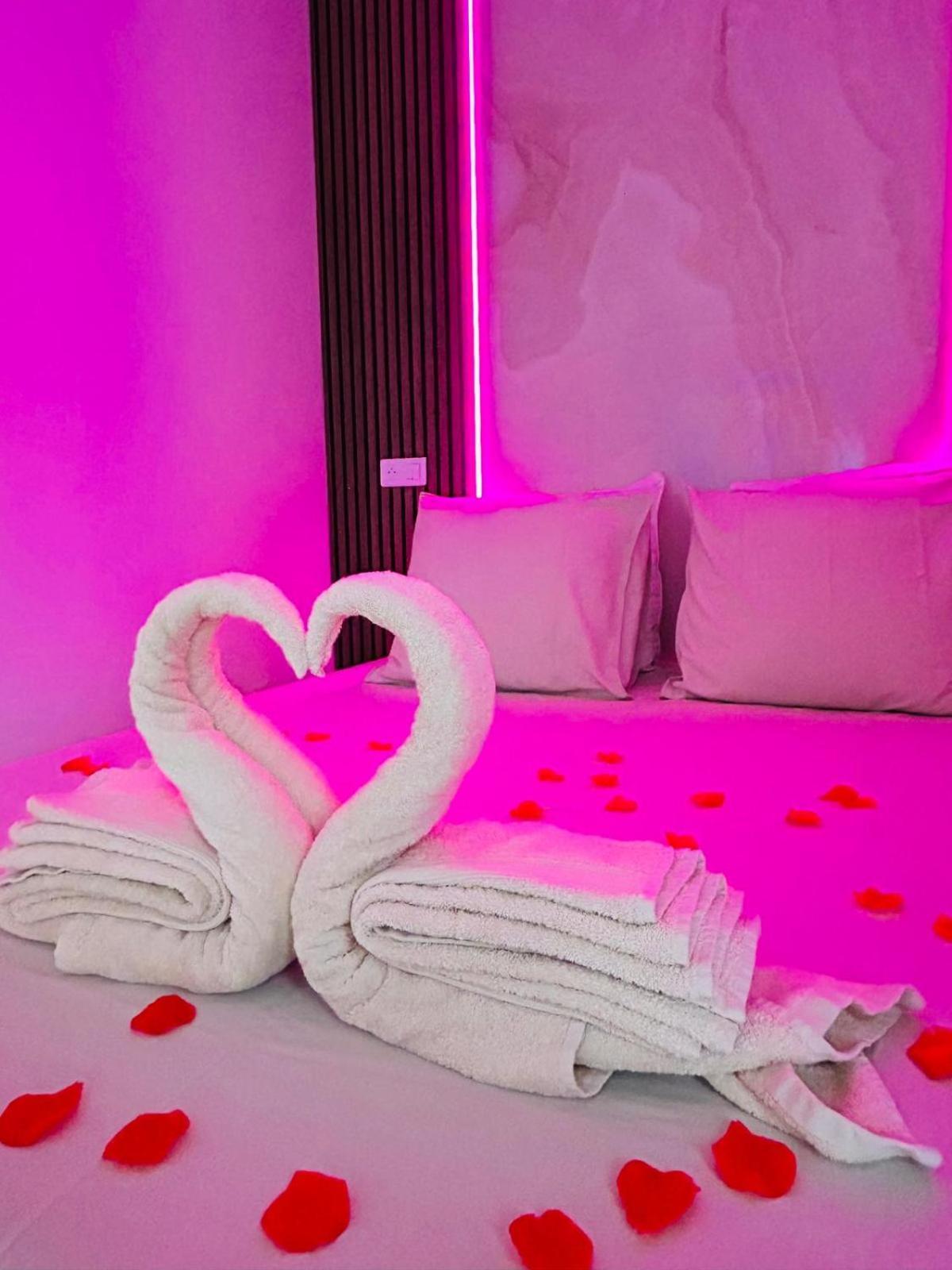 Intimate Escape - Seaside - Spa Bath - Wifi - Ac Nizza Exterior foto