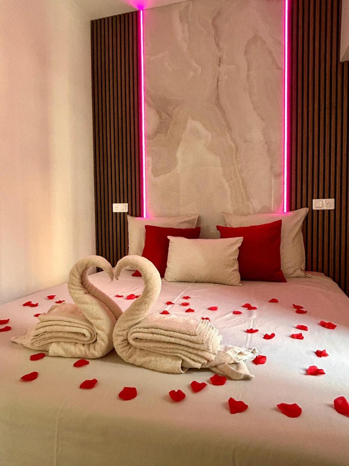 Intimate Escape - Seaside - Spa Bath - Wifi - Ac Nizza Exterior foto