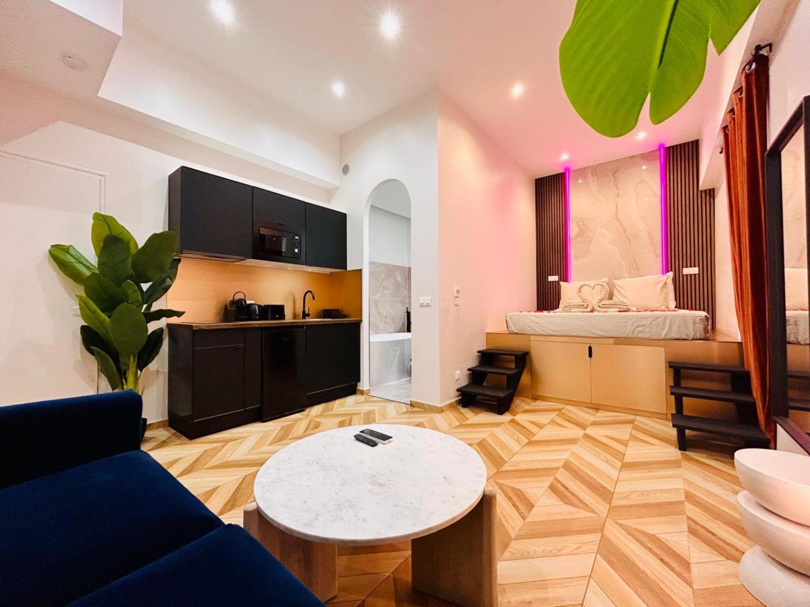 Intimate Escape - Seaside - Spa Bath - Wifi - Ac Nizza Exterior foto