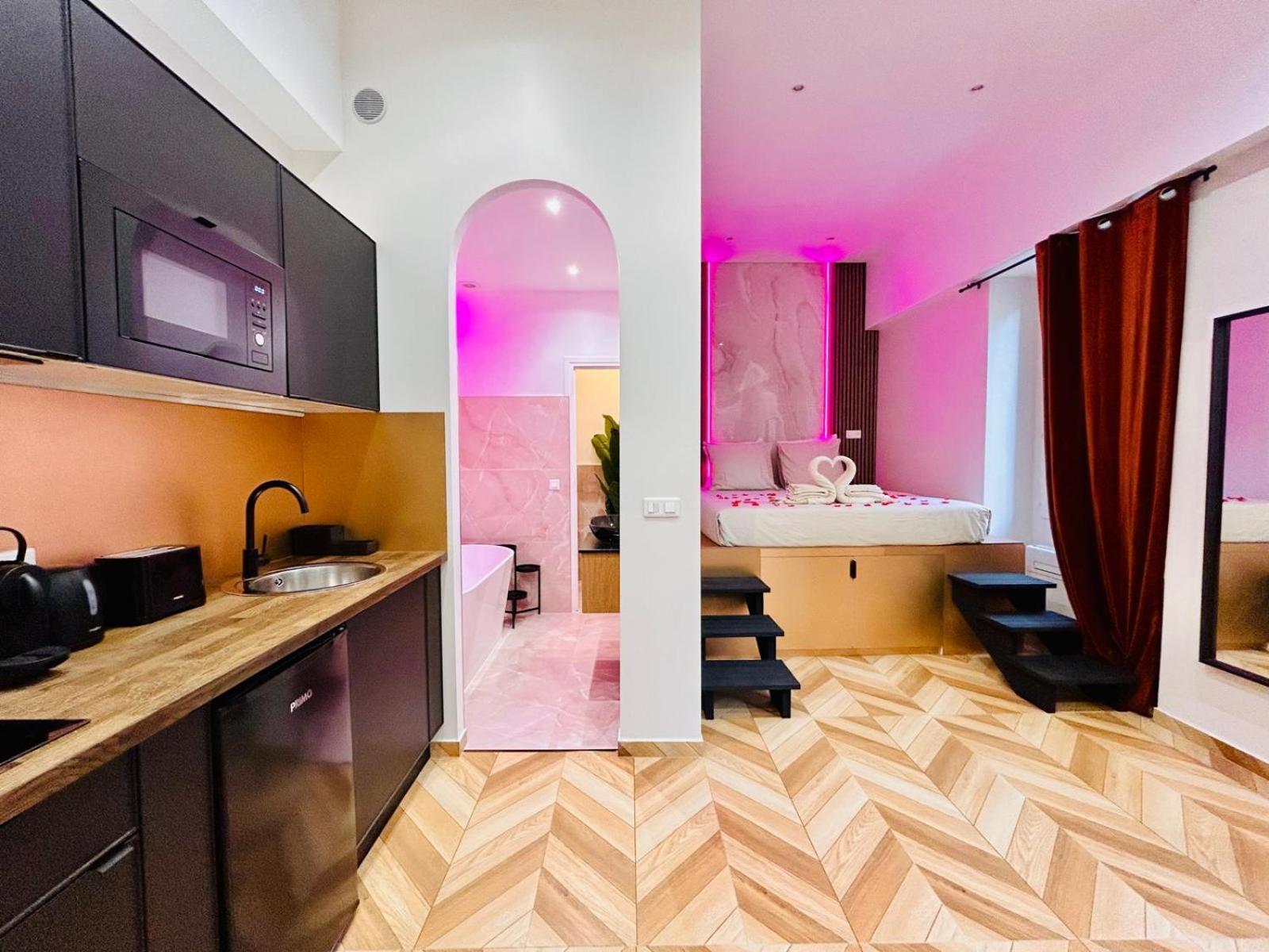 Intimate Escape - Seaside - Spa Bath - Wifi - Ac Nizza Exterior foto